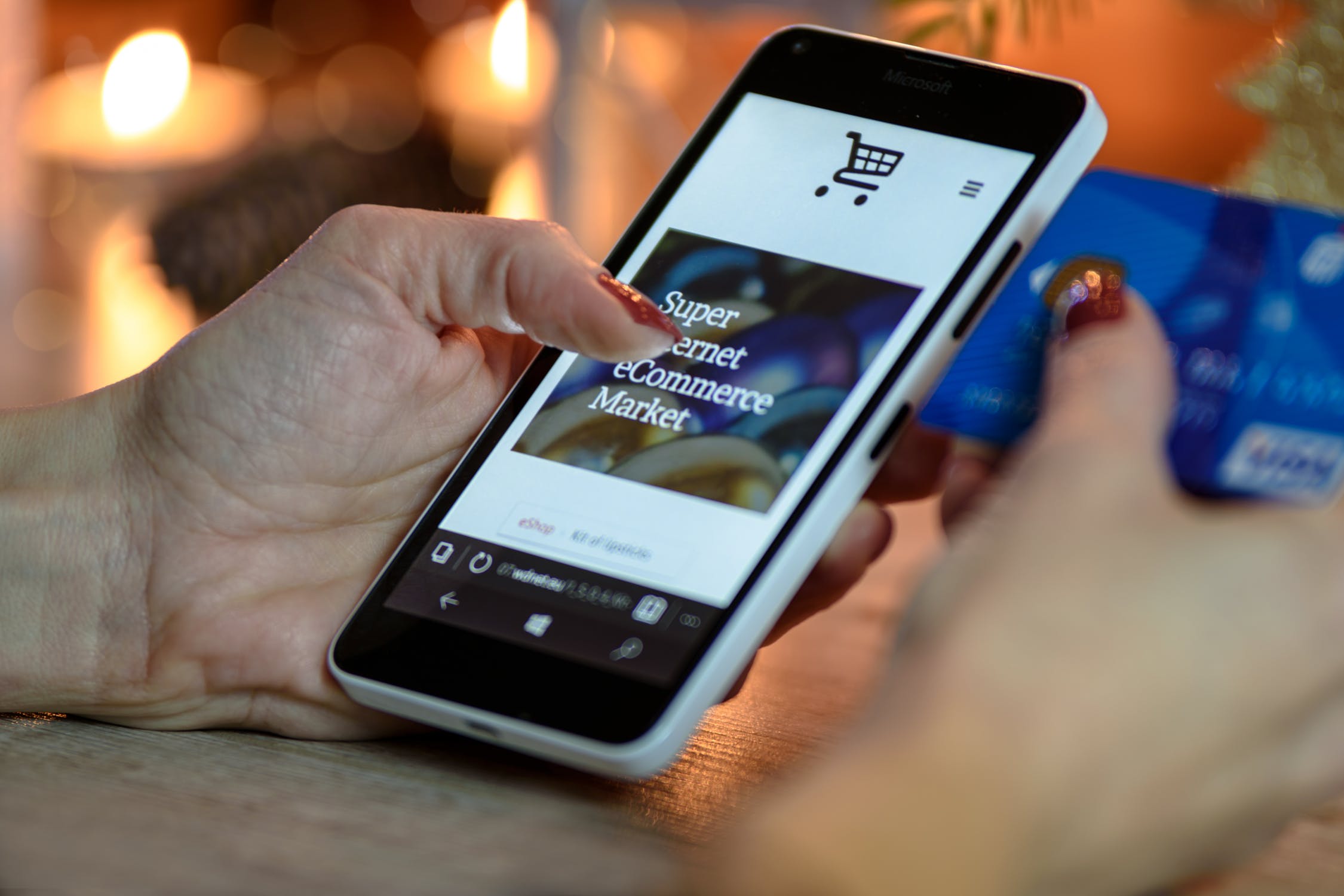 e-Commerce and social media